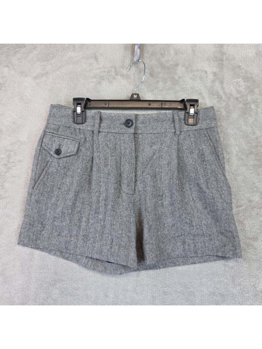 Elizabeth And James Shorts Womens 4 Gray Wool Herringbone Tweed Pleated Chino